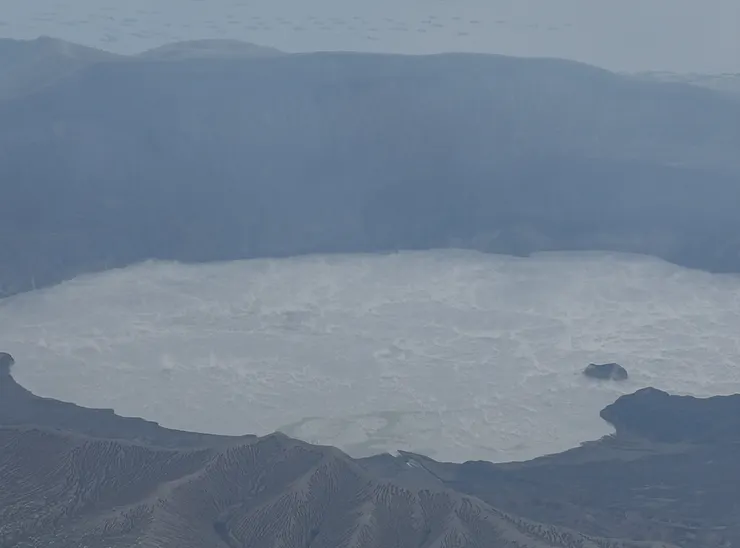 最中心的小島叫「Vulcan Point」(Zeric Huang 攝)