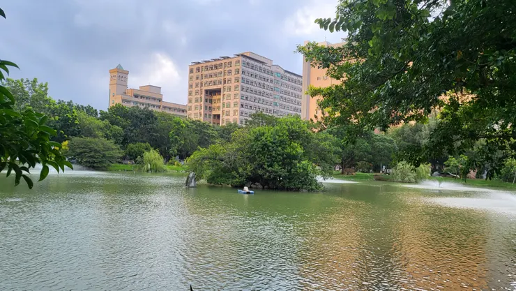 中興大學.農業資源大樓(李建崑攝影)