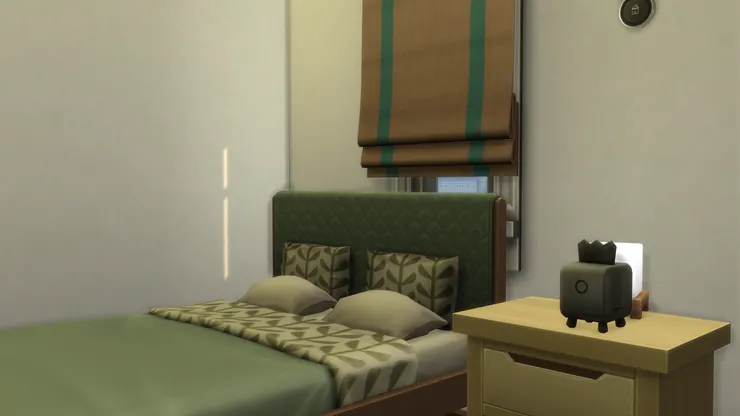 安裝了窗簾,床頭便不會曬到。