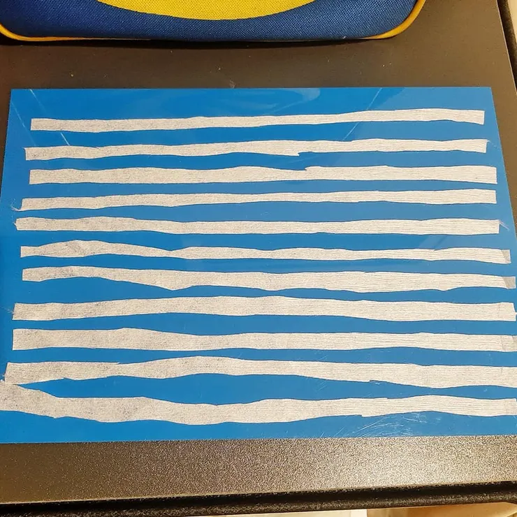 將不織布剪成長條狀