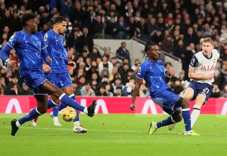 安素費南迪斯勁射入網為車路士反超前3:2