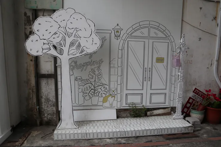 白底黑線的漫畫風格拍照背景