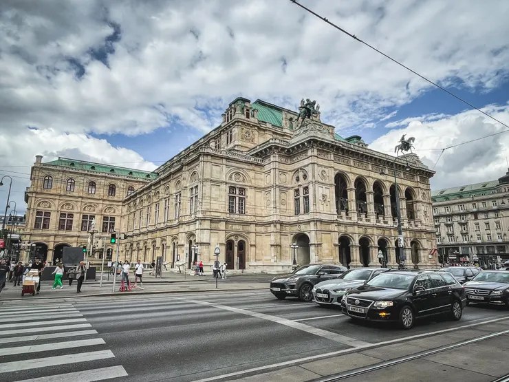 國家歌劇院 shot by Emma@ Vienna,Austria . 07/2024.