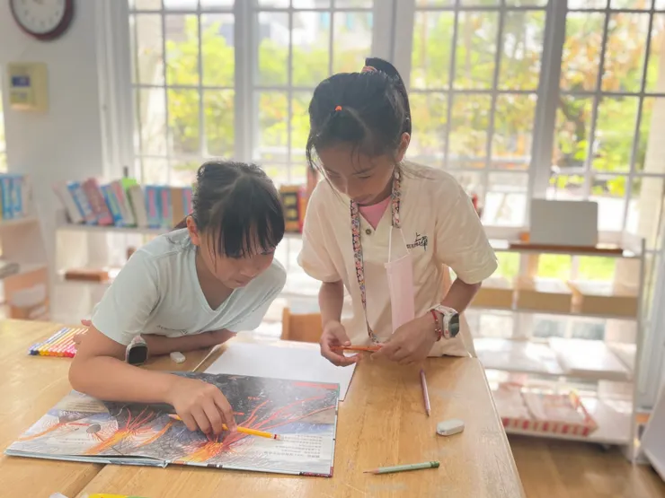 從壓力中解脫：一位家長的真實心聲，見證孩子在蒙特梭利教育中找回自信與學習的快樂成長之旅 上華蒙特梭利實驗小學