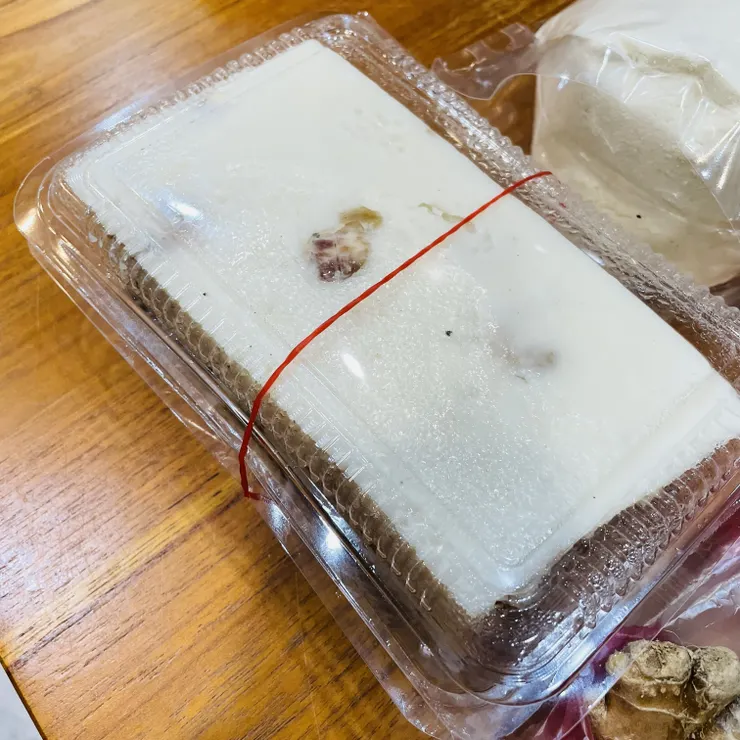 永樂市場內的老竹子做的港式蘿蔔糕，限定每年10月到隔年4月才有的商品