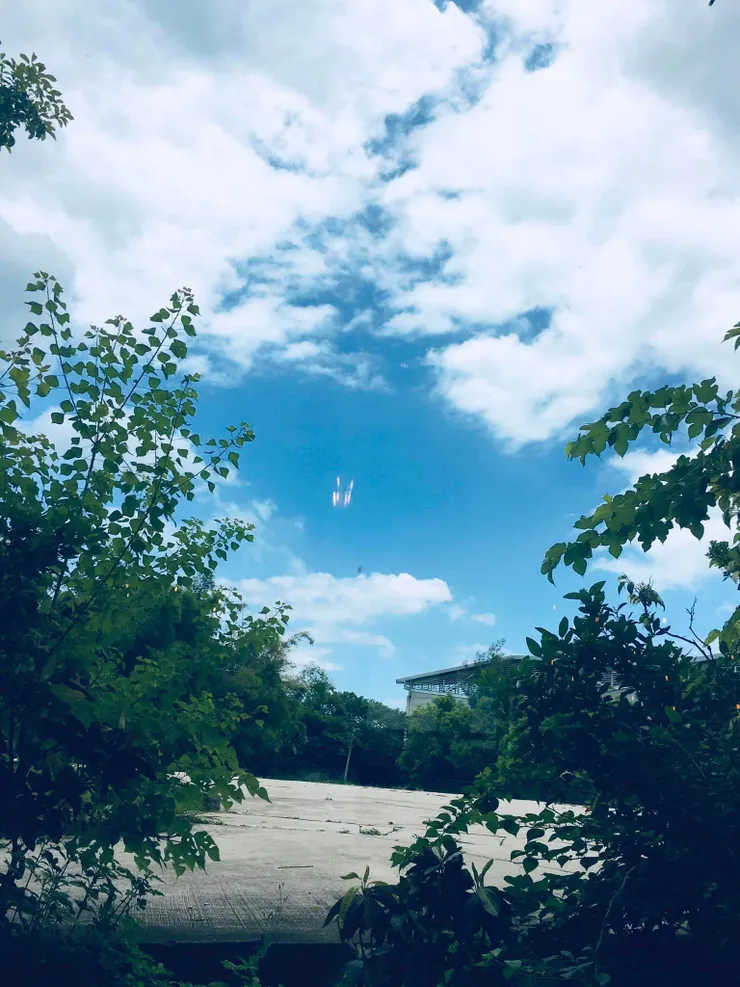 藍天白雲很舒服