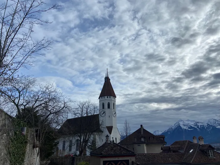 教堂可以鳥瞰圖恩市區