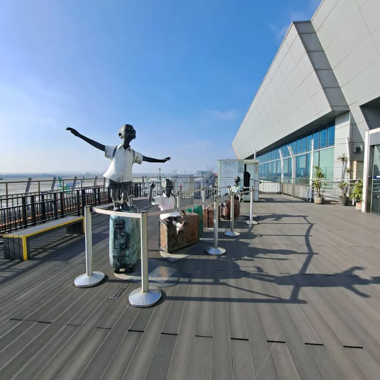 有些人出發，有些人只是暫停一下