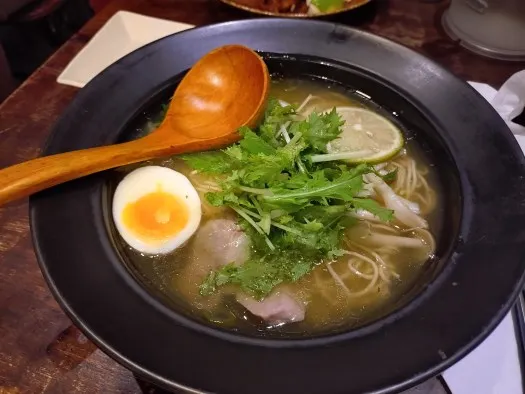 青辣椒鹽味拉麵