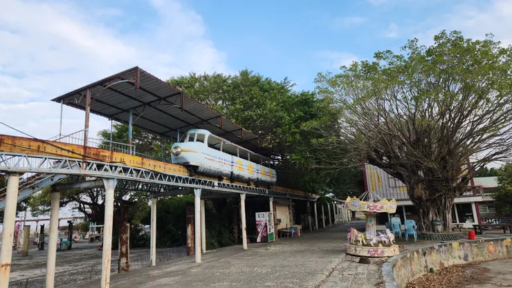 地點是管池，但是超像B級景點