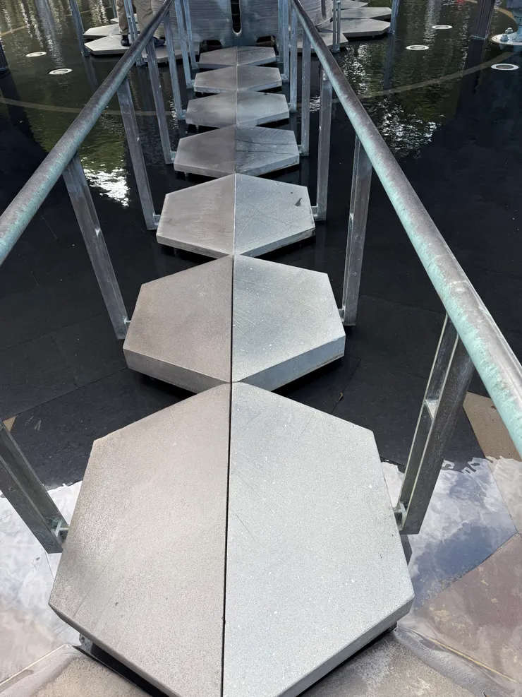 2025/11/06 醫院附近公園