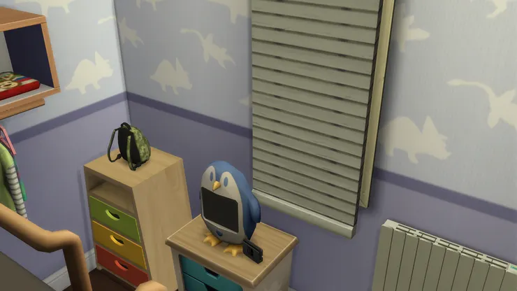 男孩子的衣服不多,就這麼一、兩個小衣櫃。