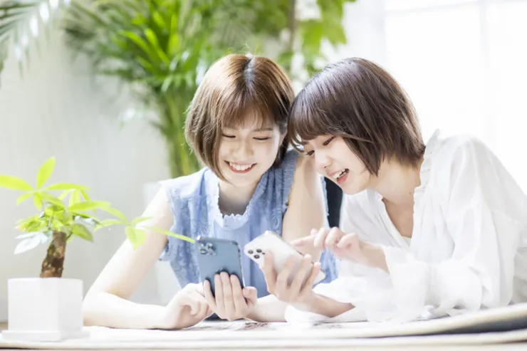 我們從小學時代起就是關係很好的朋友 (圖片來自Photo-ac)