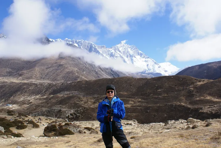 （圖說：往聖母峰基地營的路上，我心常被造物主輕觸與喚醒，寫下一篇篇心靈的領受。)