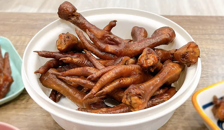 桃園美食必吃滷味【張佳榮滷的】林口龜山超強冷滷