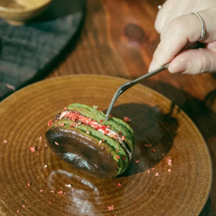 包種茶作的巴斯克蛋糕夾心，大家常說我長得像達克瓦茲