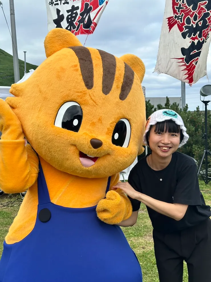 和利尻吉祥物合照