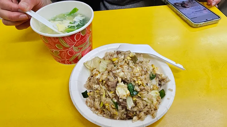 蛋花湯是儒儒點的!一碗30元!