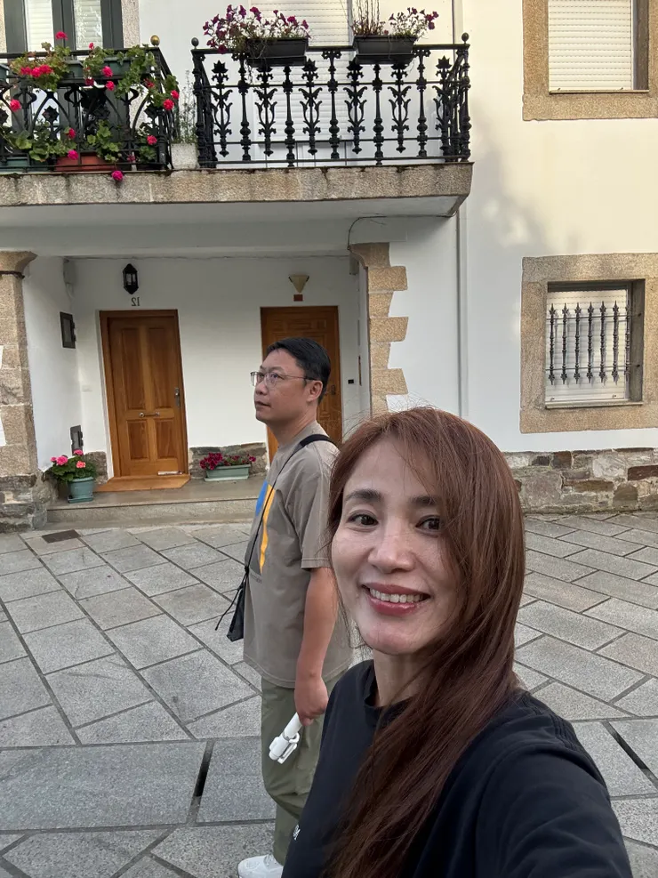 這四天除了最後一站compostela孔波斯德拉之外，我覺得Portomarin 波爾多馬林果然是法國之路最美的小鎮之一，有機會一定要住一晚！