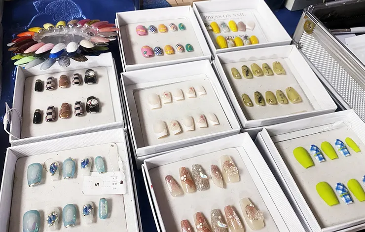 光療DIY│智繪美 O′2nails iN5+│5支變化出145色，APP智能選色大玩DIY光療