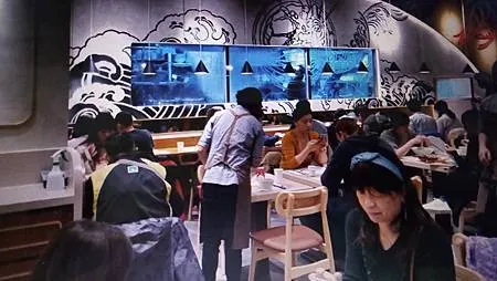 [異國美食]令人噴香的一碗新加坡樂天餐飲集團來的拉麵，集合鮮