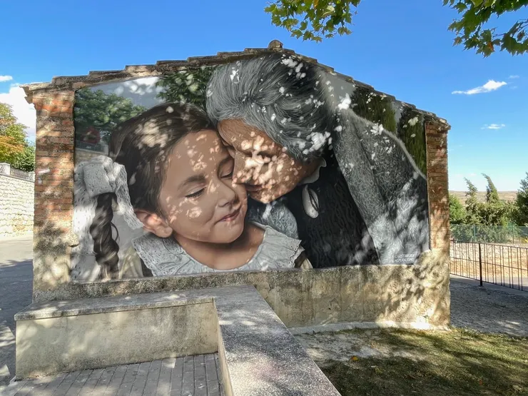 看到這壁畫時，想起清晨的那句 Love is all you need.