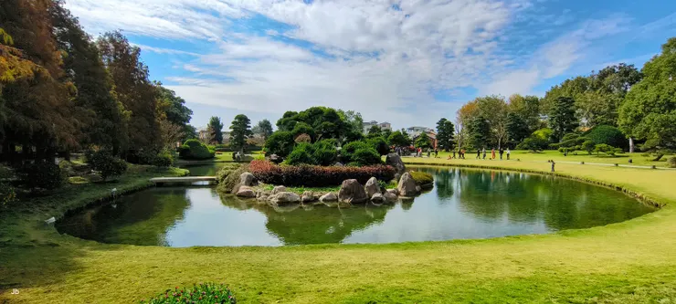 和園下池全景，此時單眼已失能，手機拍，以下同。