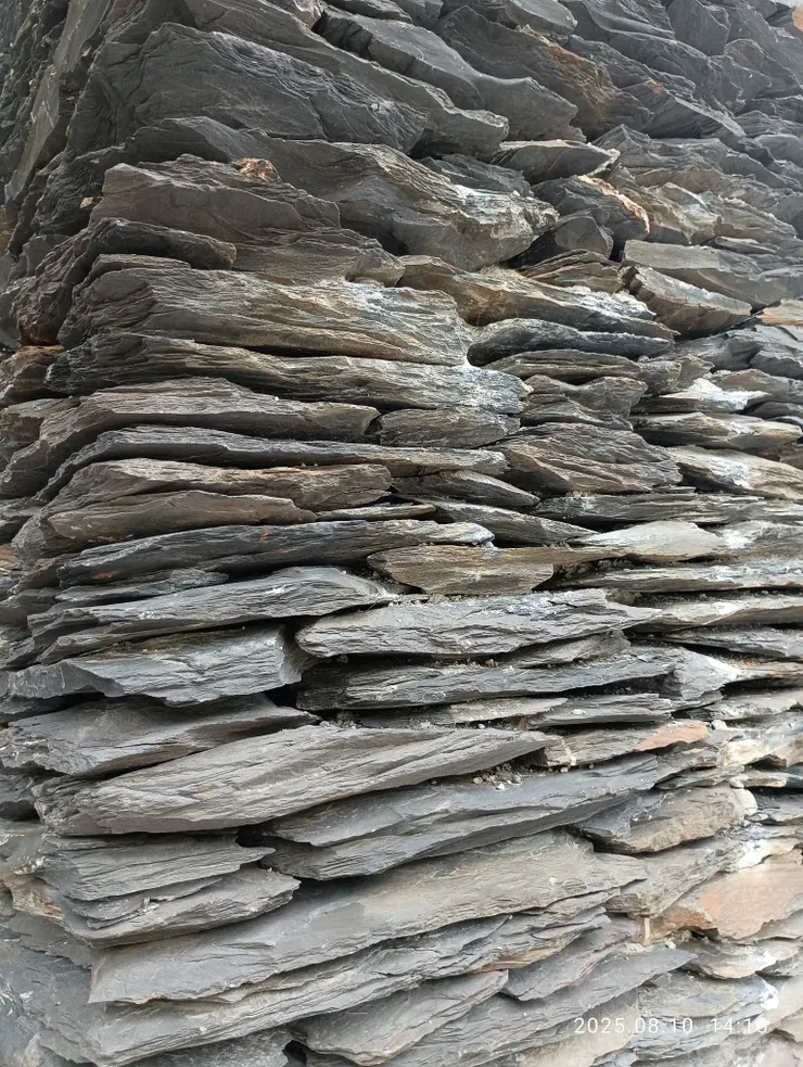 板頁岩的柱子