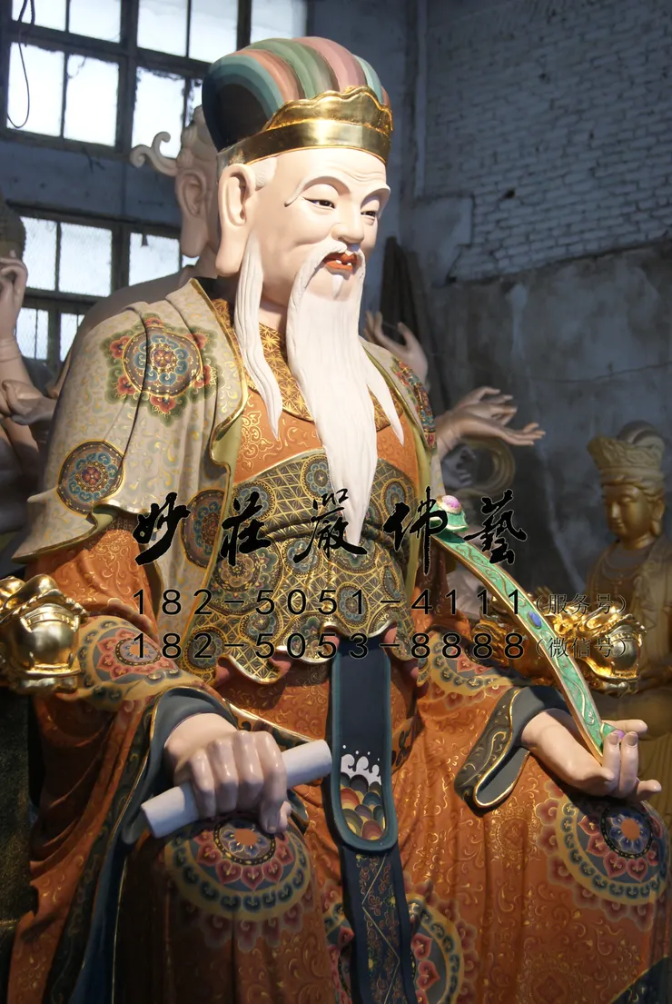 孔子神像左側近照現場實拍圖