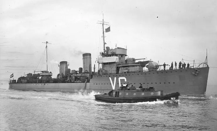 範加倫號驅逐艦