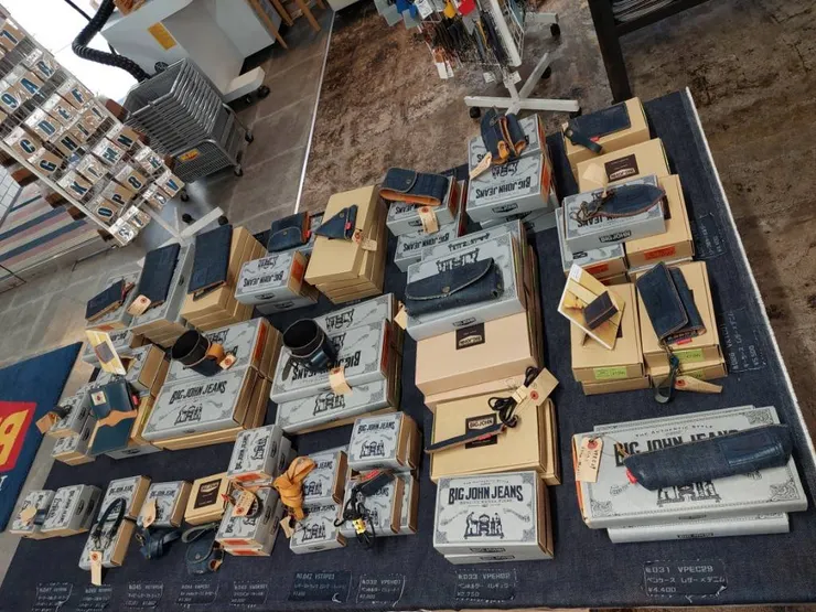 Big John-質感單寧皮革拼接小物