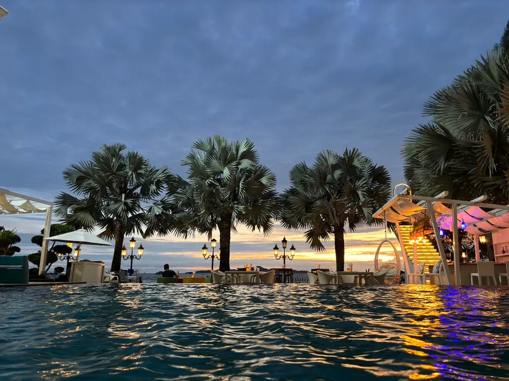 華生 | 泰國芭達雅暗黑旅遊