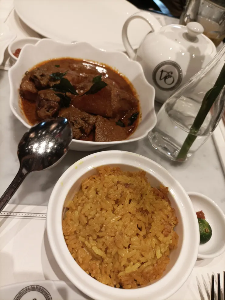 馬來咖喱炆雞、椰漿黃飯