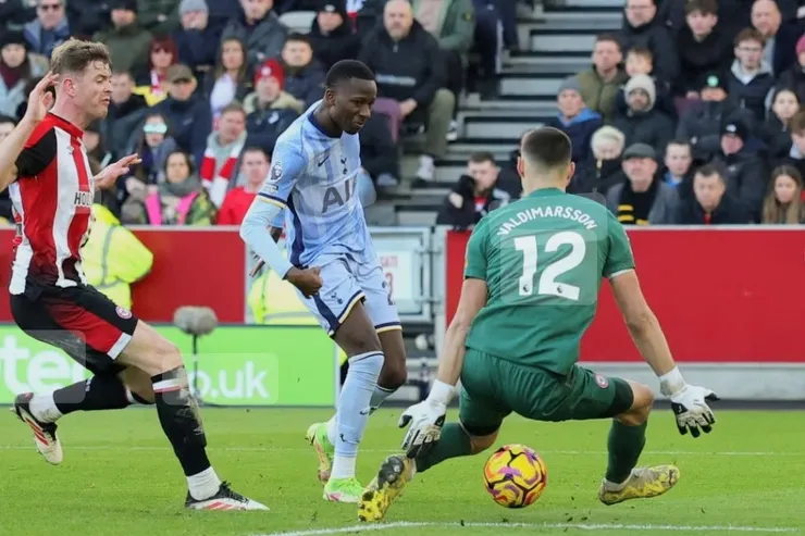 沙亞射破門將大小龍門助熱刺勝2:0