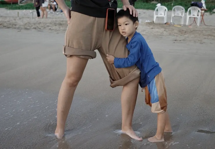 長大後你還會這樣緊緊抱住我嗎？