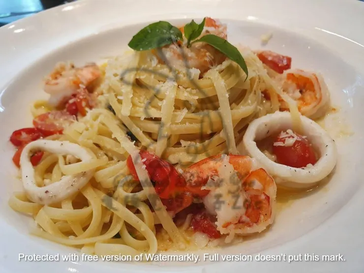 鮮蝦蒜香白酒義大利麵(微辣)NT.470