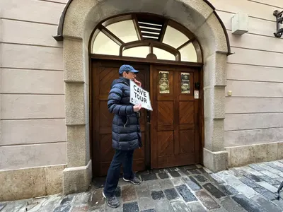 【隱藏版】城堡山下的世界：「布達城堡洞穴」探險實錄