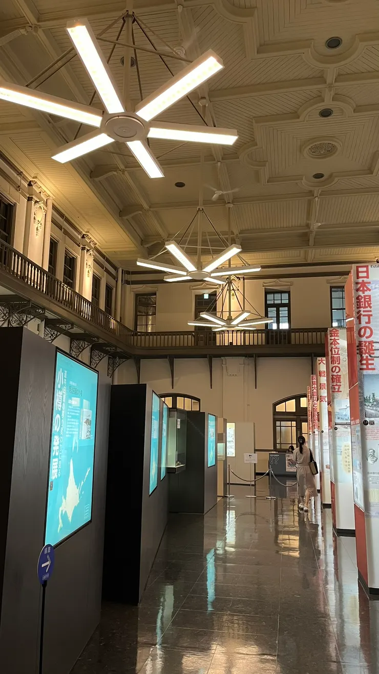 時間軸展示得很清楚。