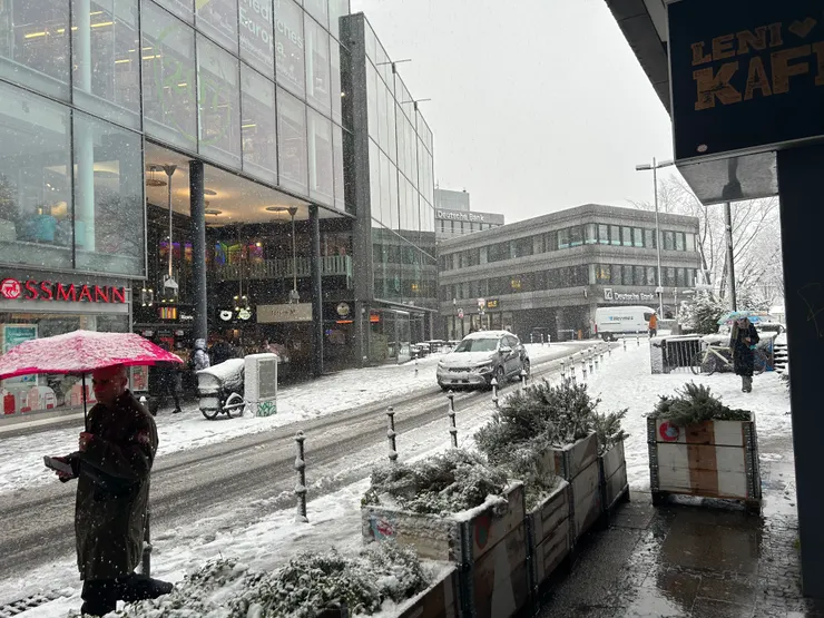 曾有一週下了大雪,我真的差點冷到過世