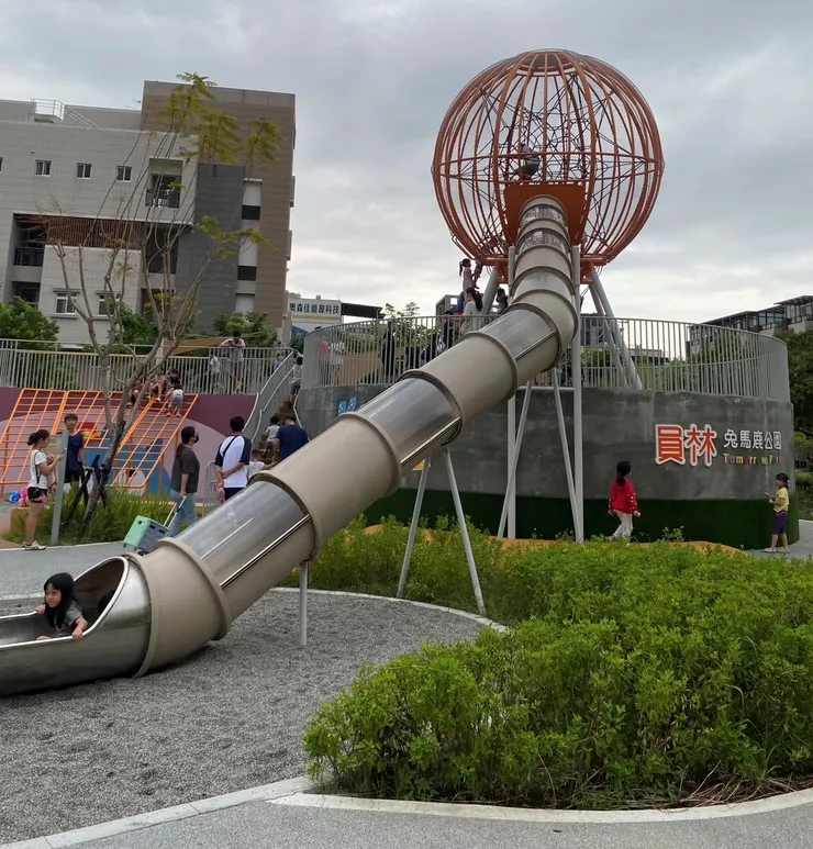 9.6公尺的球型高塔