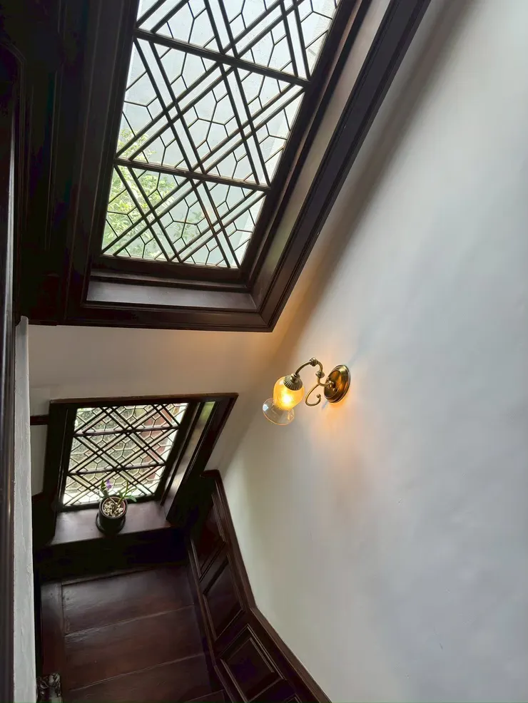 這裡的門窗真的很值得看，基本上沒有一處是一樣的