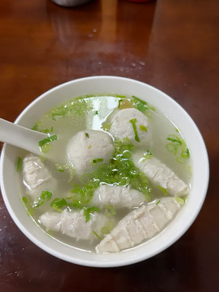 彈牙有嚼勁的魚丸湯