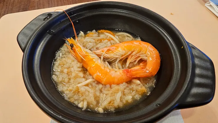 海鮮粥也是讚到爆!