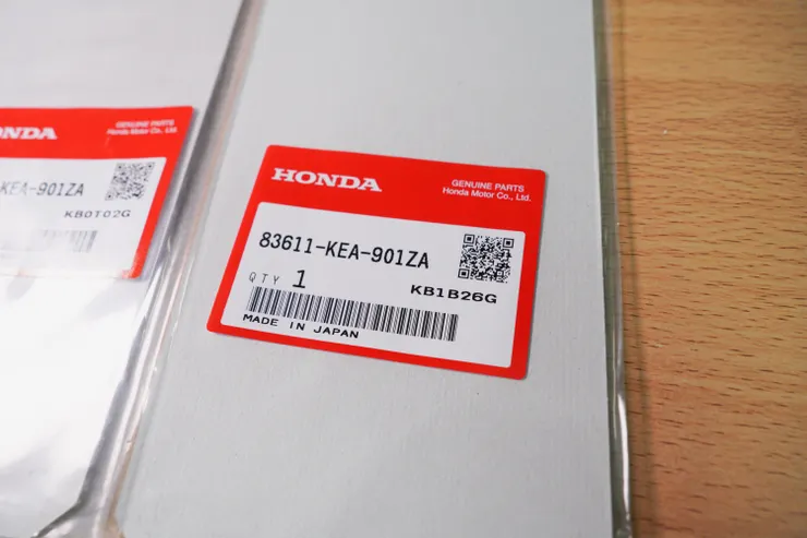 原廠側蓋LOGO貼紙2份