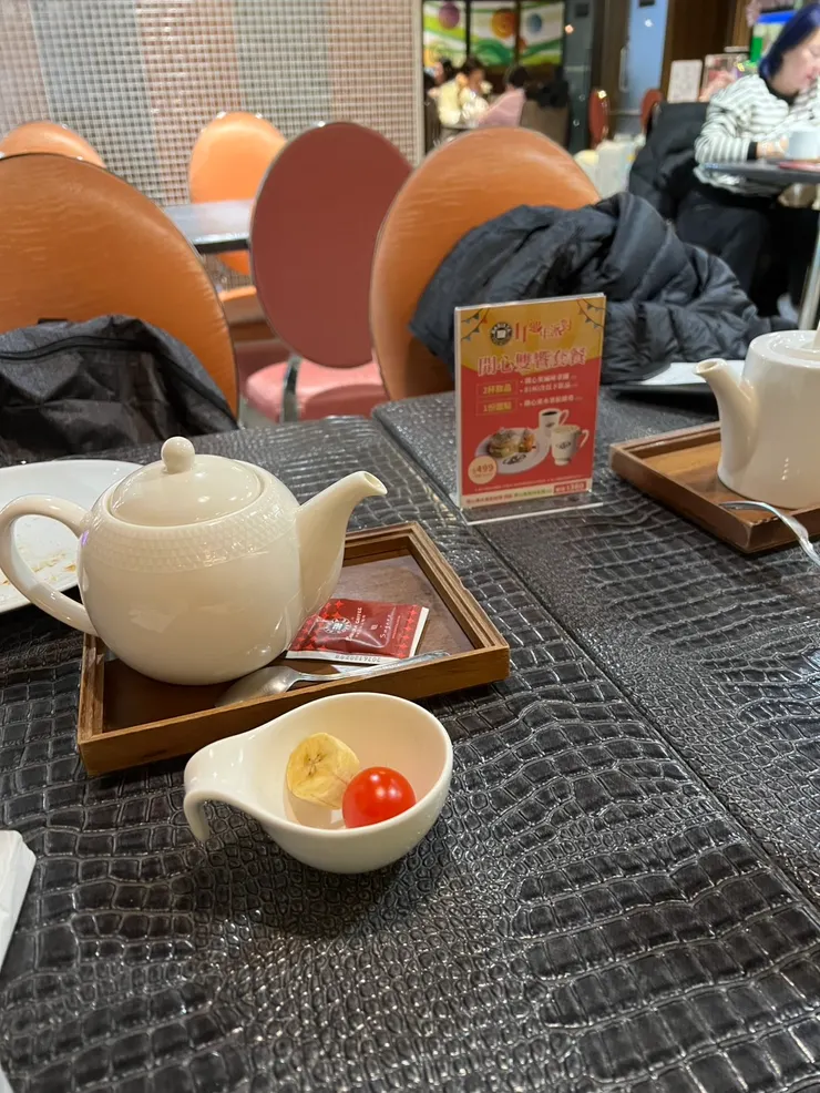 在西雅圖咖啡等托運行李的時間到