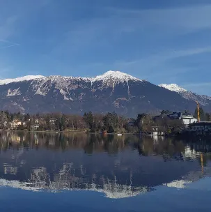 Nobody 小人物雜談的沙龍