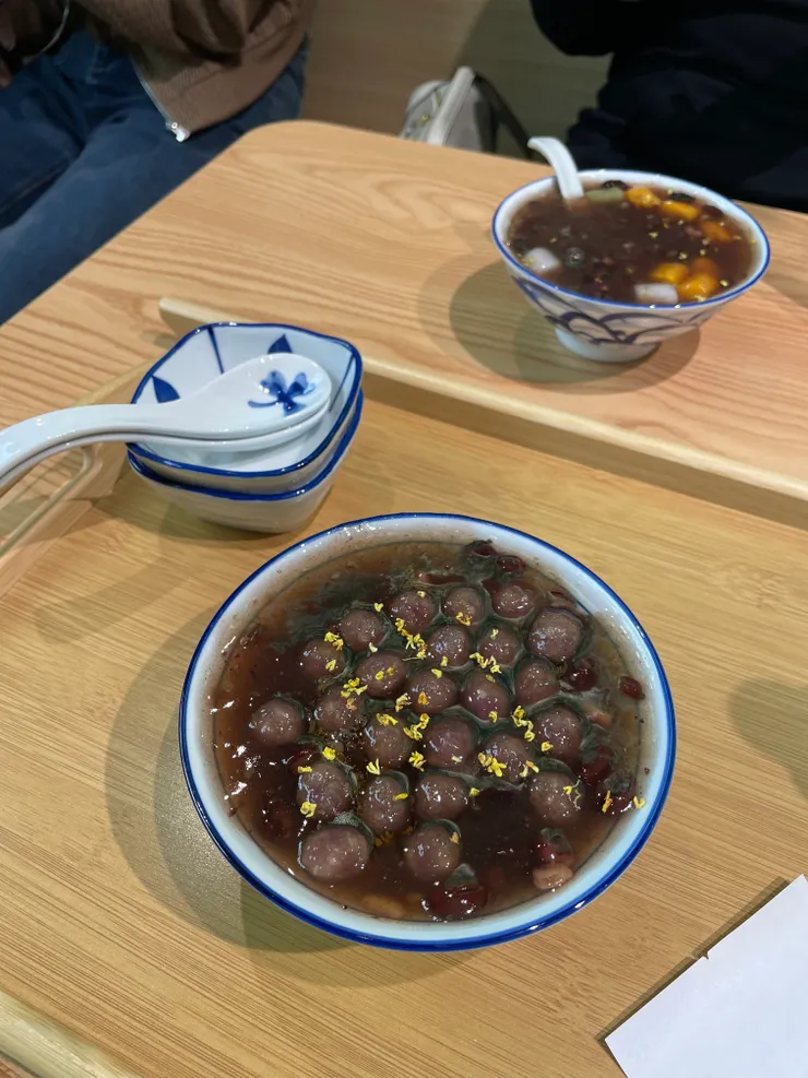 金陵小吃｜桂花赤豆酒釀元宵