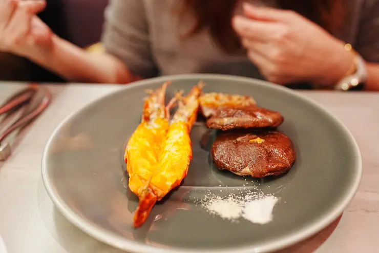 蝦很大隻，好吃