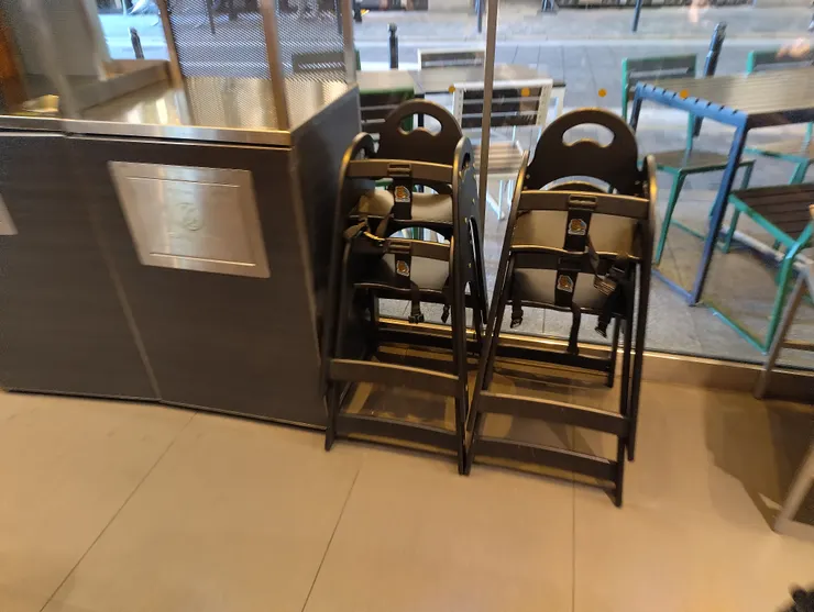 店內提供的兒童座椅