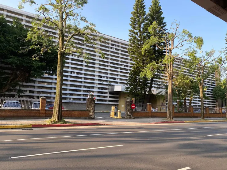 位在基隆路上的慶齡工業研究中心